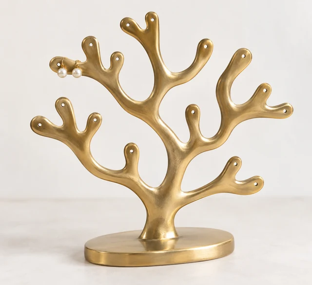 Reef Earring Stand — design view