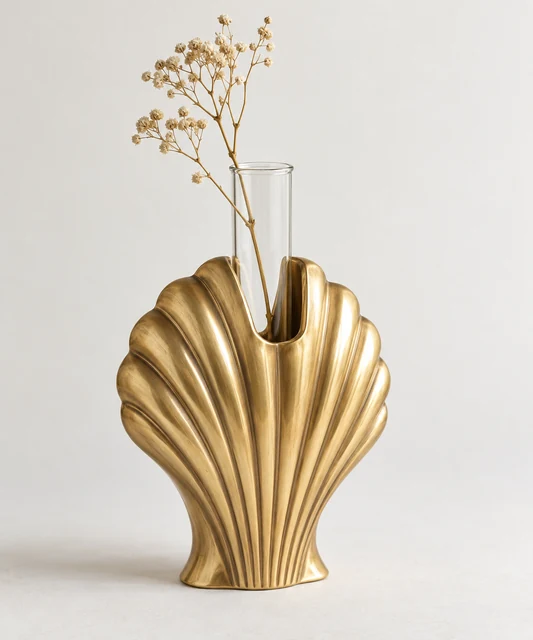 Shell Bud Vase — design view