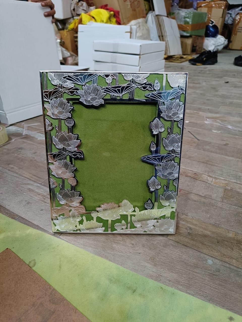 Botanical Photo Frame — Metal · Enamel, XANVOR, Moradabad