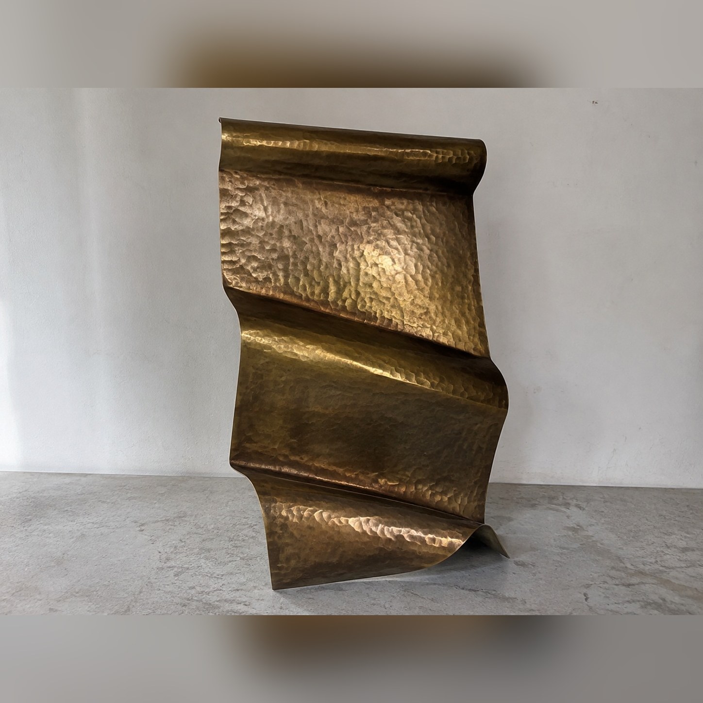 Palla Wall Fold — Brass · Antique, XANVOR, Moradabad