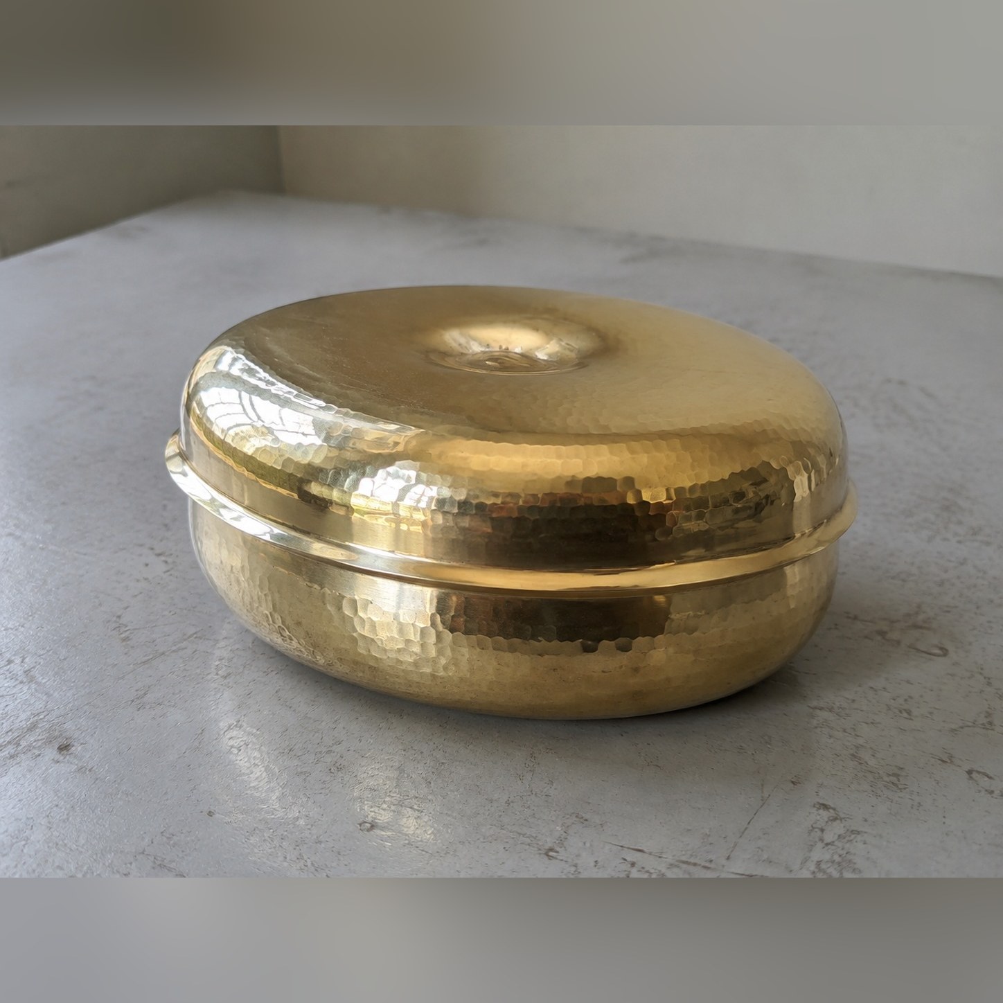 Dabba Oval Keepsake Box — Brass · Polished, XANVOR, Moradabad