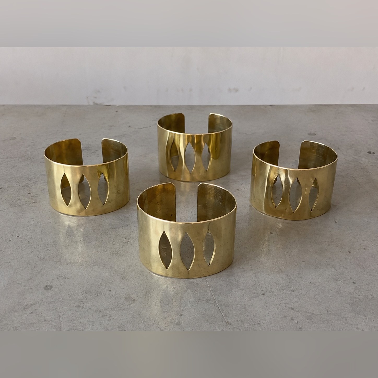Dana Napkin Cuffs