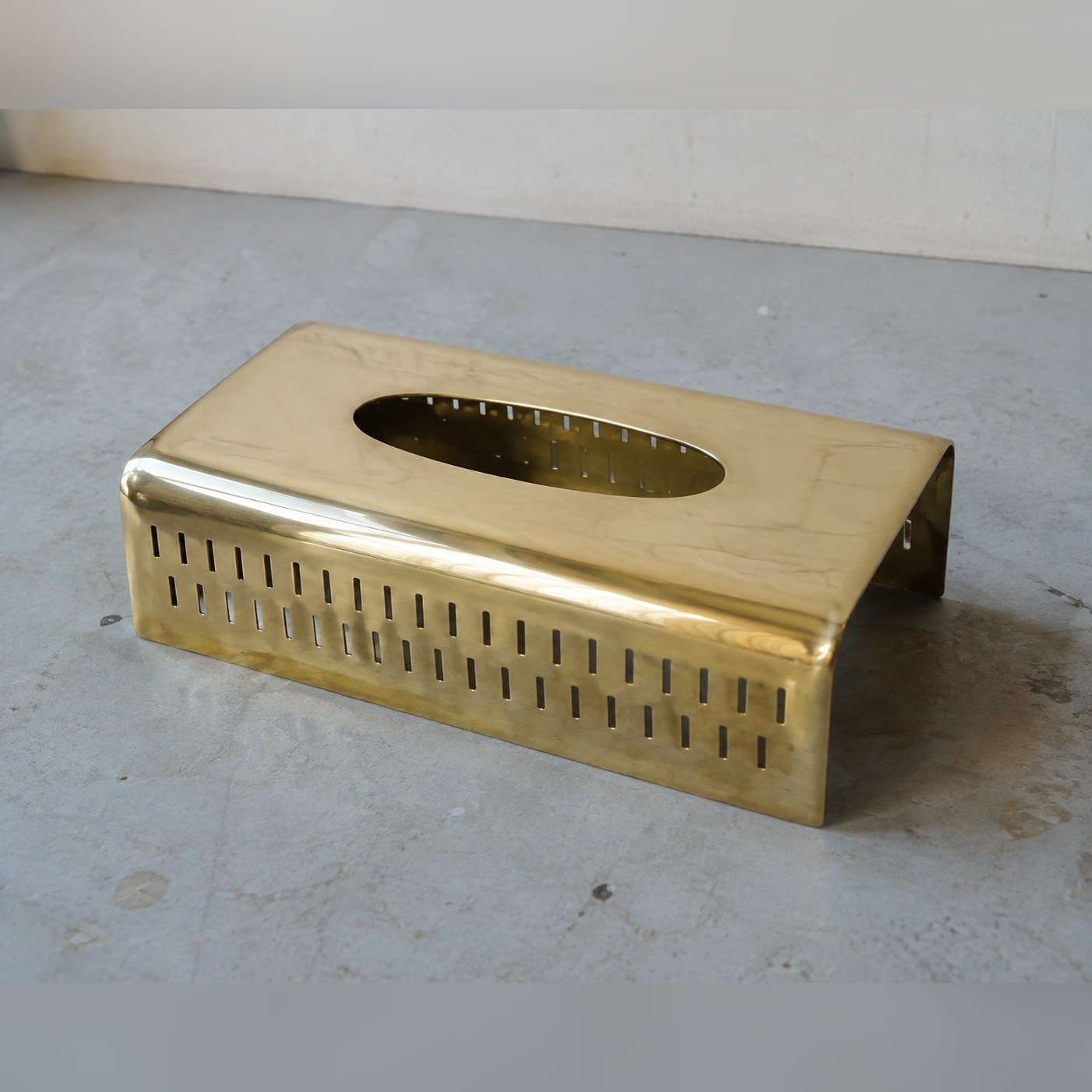 Chhap Tissue Sleeve — Brass · Polished, XANVOR, Moradabad