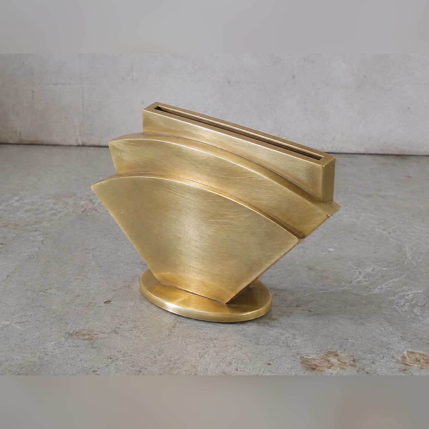 Tek Fan Menu Rest — Brass · Matt brushed, XANVOR, Moradabad