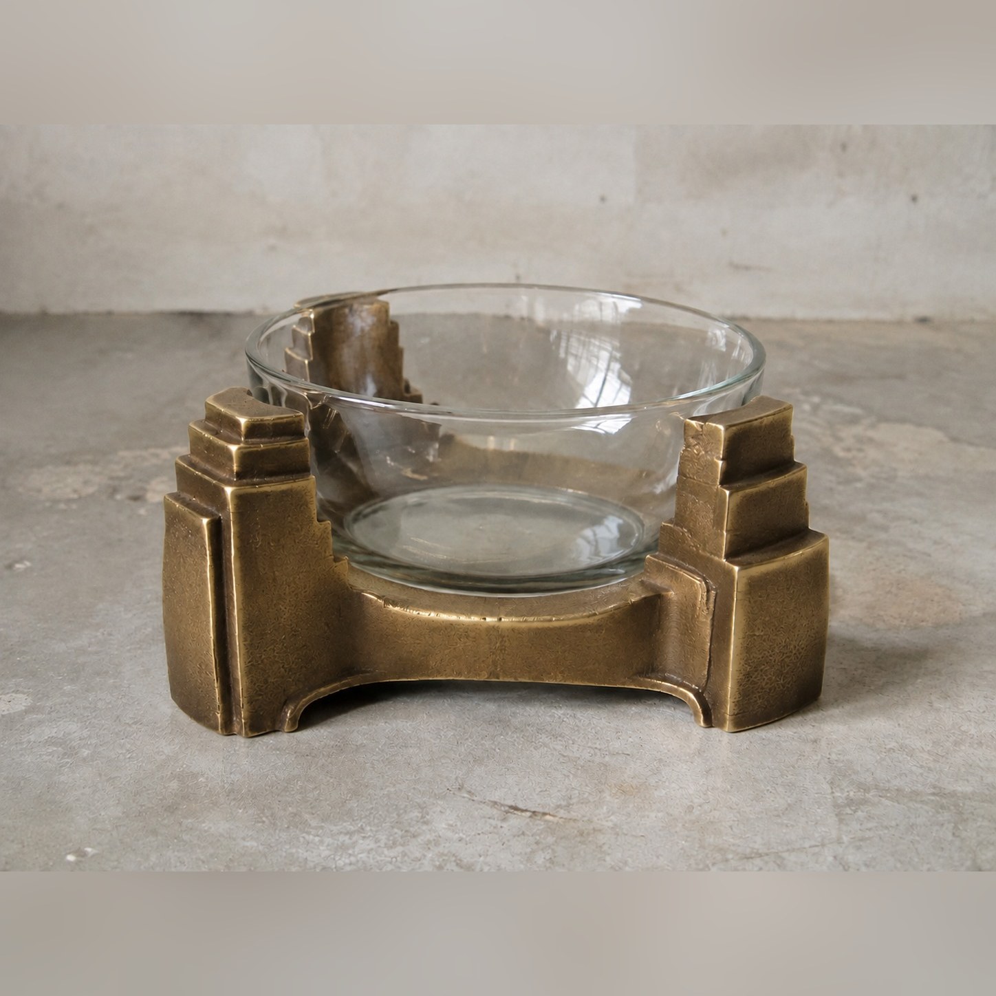 Baadal Pier Glass-bowl Cradle — Brass · Glass bowl · Antique, XANVOR, Moradabad