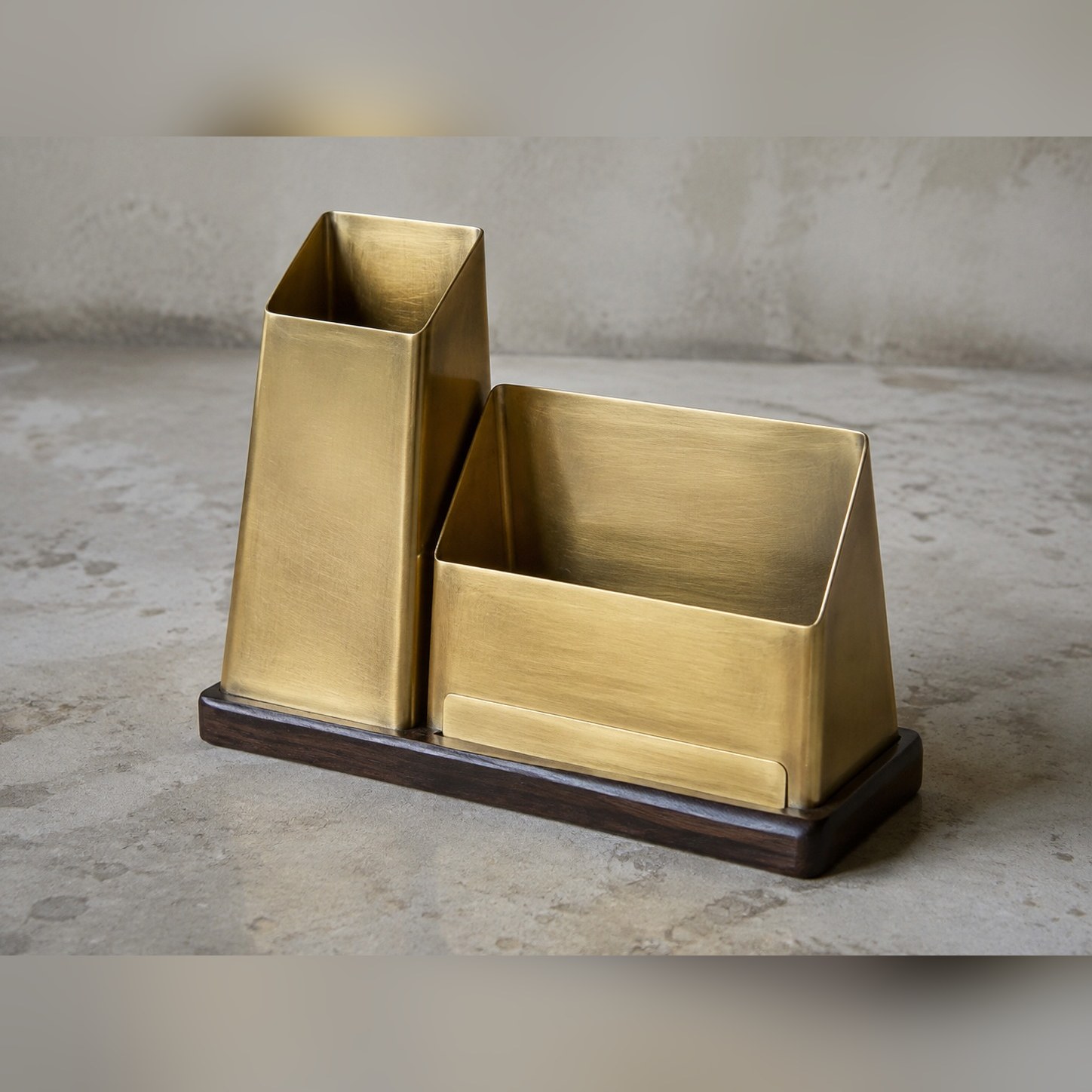 Tarkash Folded Twin Caddy — Brass · Dark solid wood base and notebook support · Matt brushed, XANVOR, Moradabad