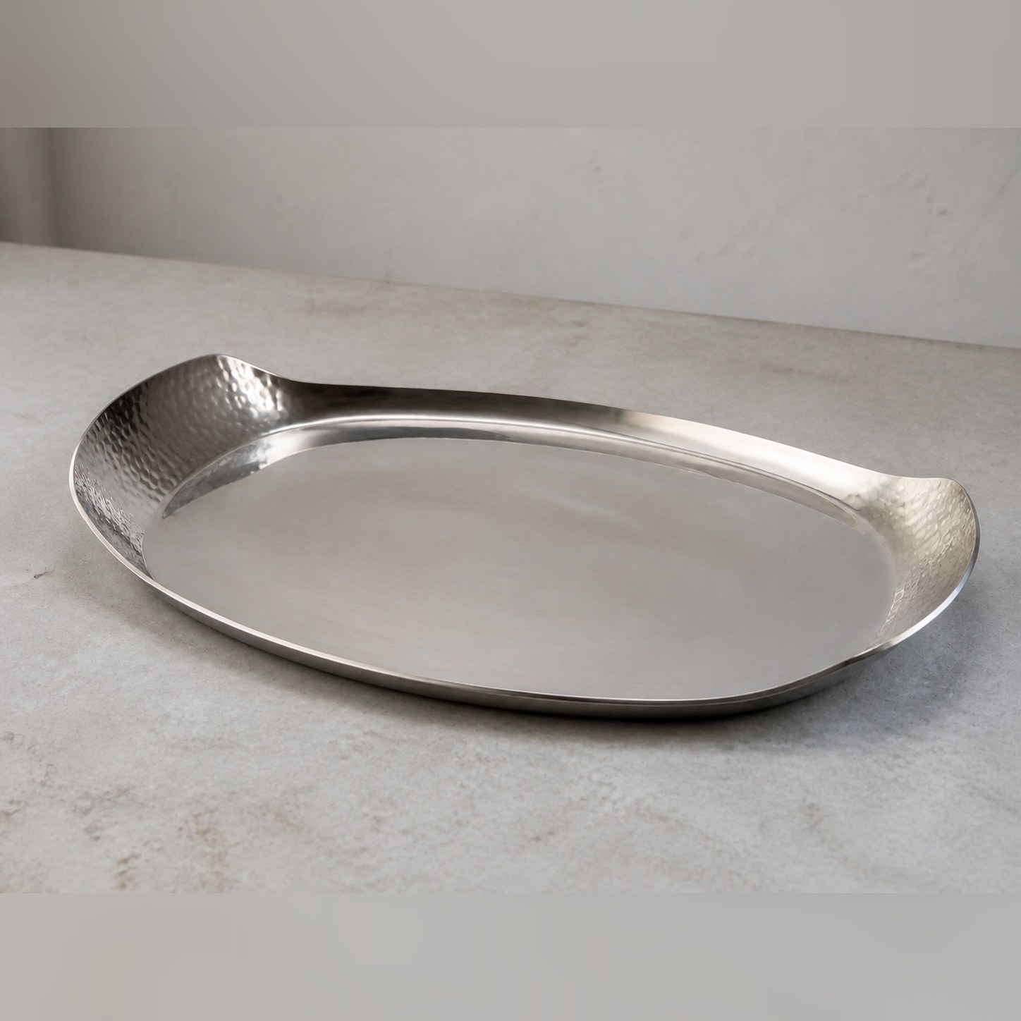 Raised Grip Hosting Tray