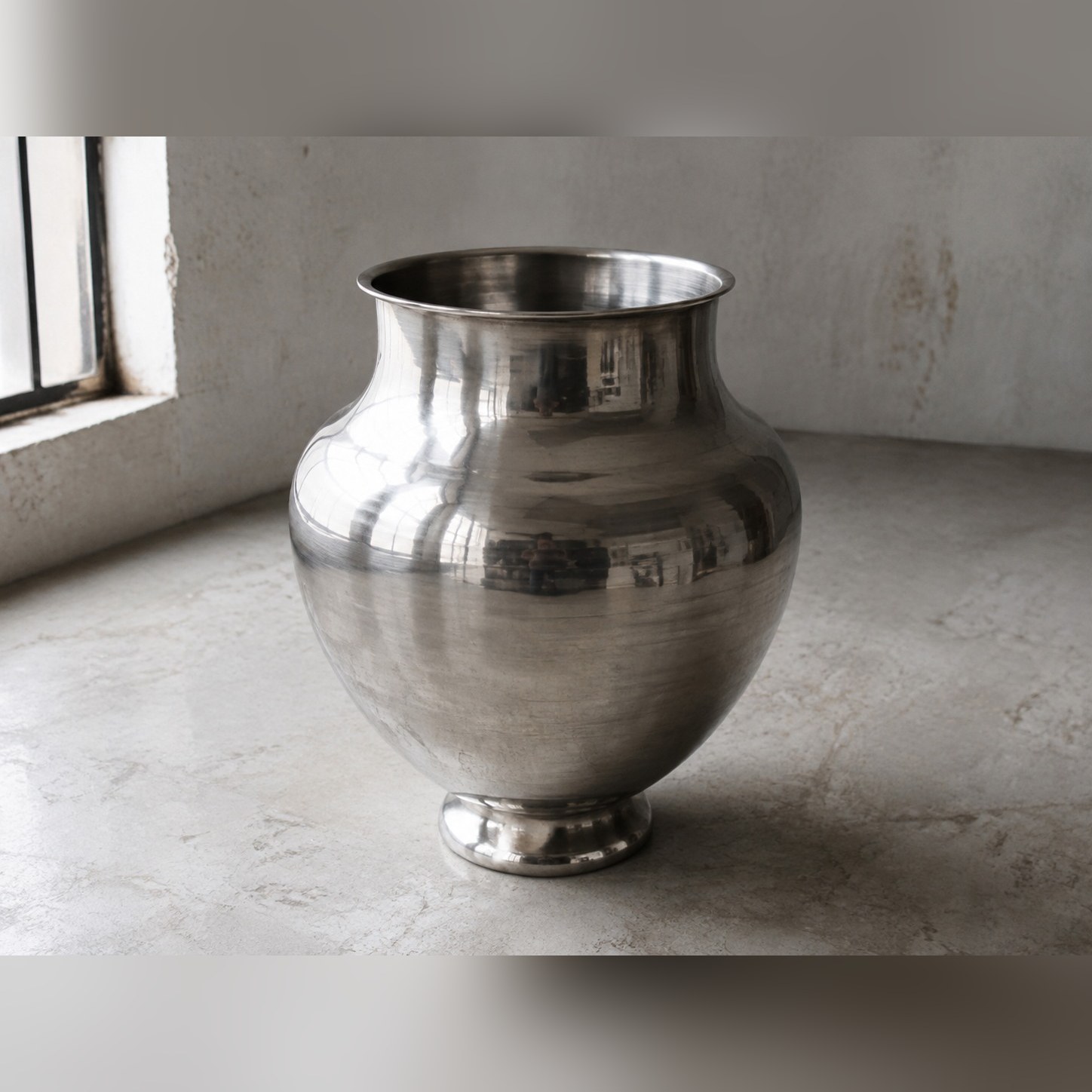 Shouldered Spun Vase