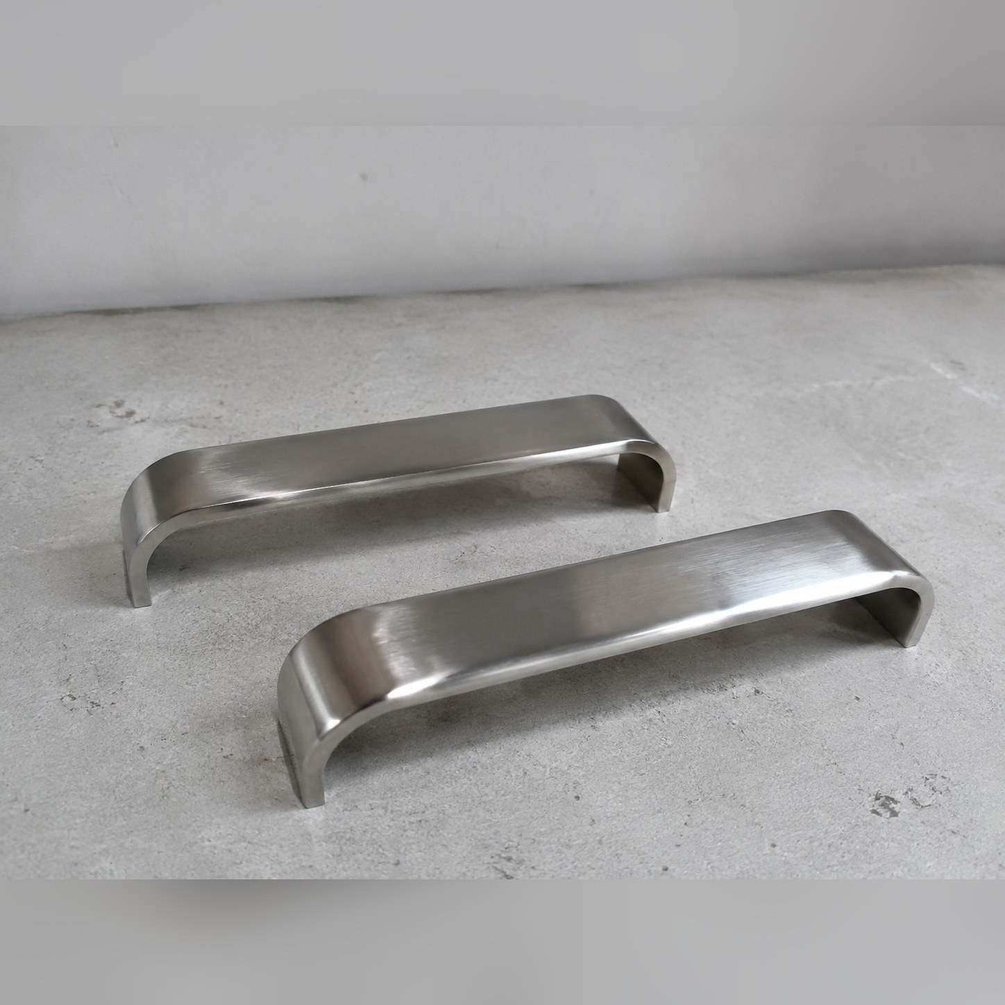 Broad Fold Cabinet Pulls — Pair — Stainless steel 304 · Mechanically polished, XANVOR, Moradabad
