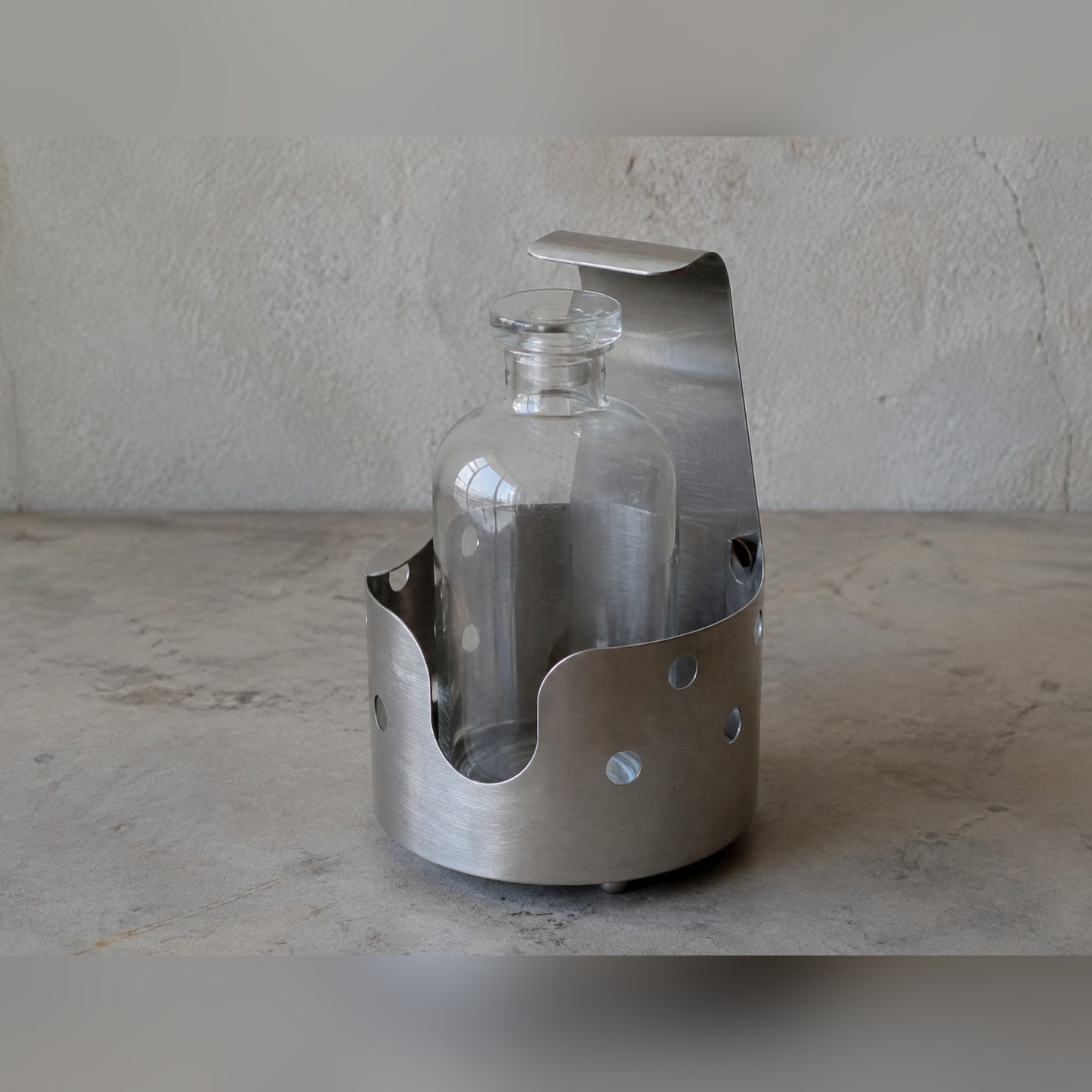 Reed Bottle Cradle