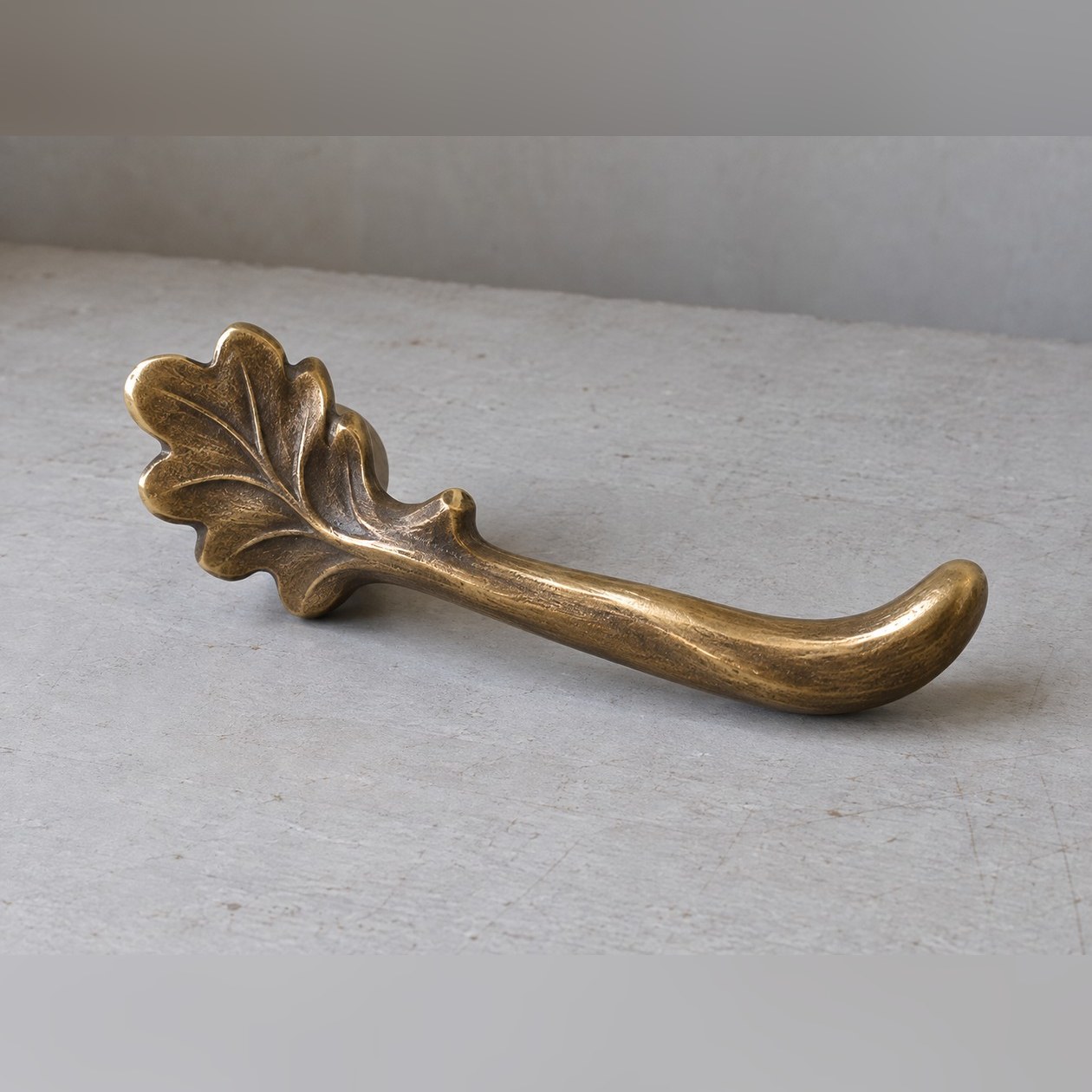 Oak Branch Lever