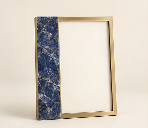 Split Border Photo Frame