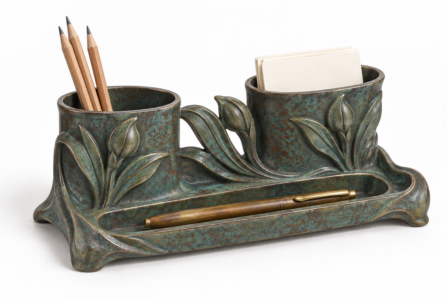 Reed Desk Valet