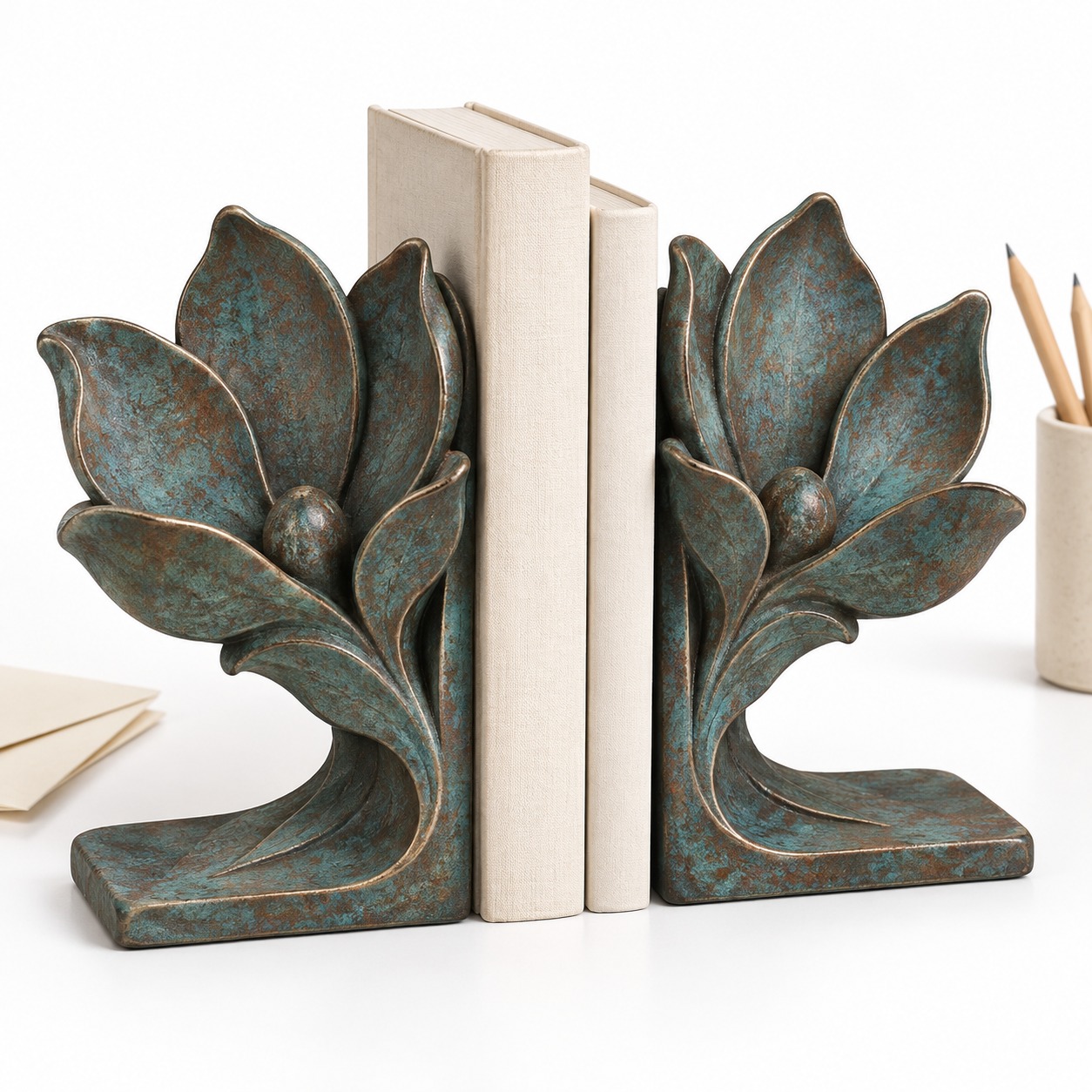 Magnolia Bookends